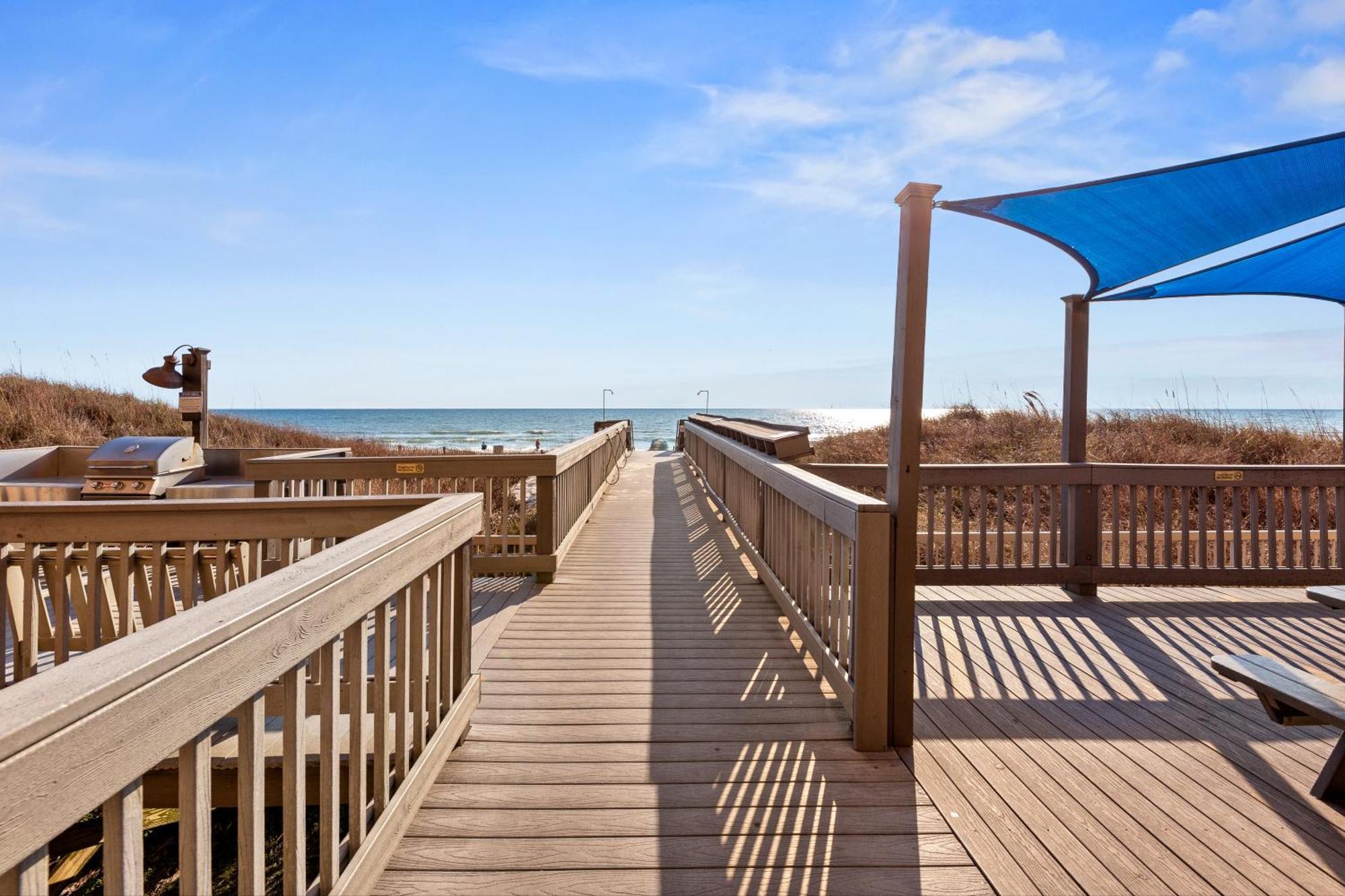 Gulf Front Master Br In Sunrise Beach With Amazing Views! Sleeps 7! Panama City Beach Luaran gambar