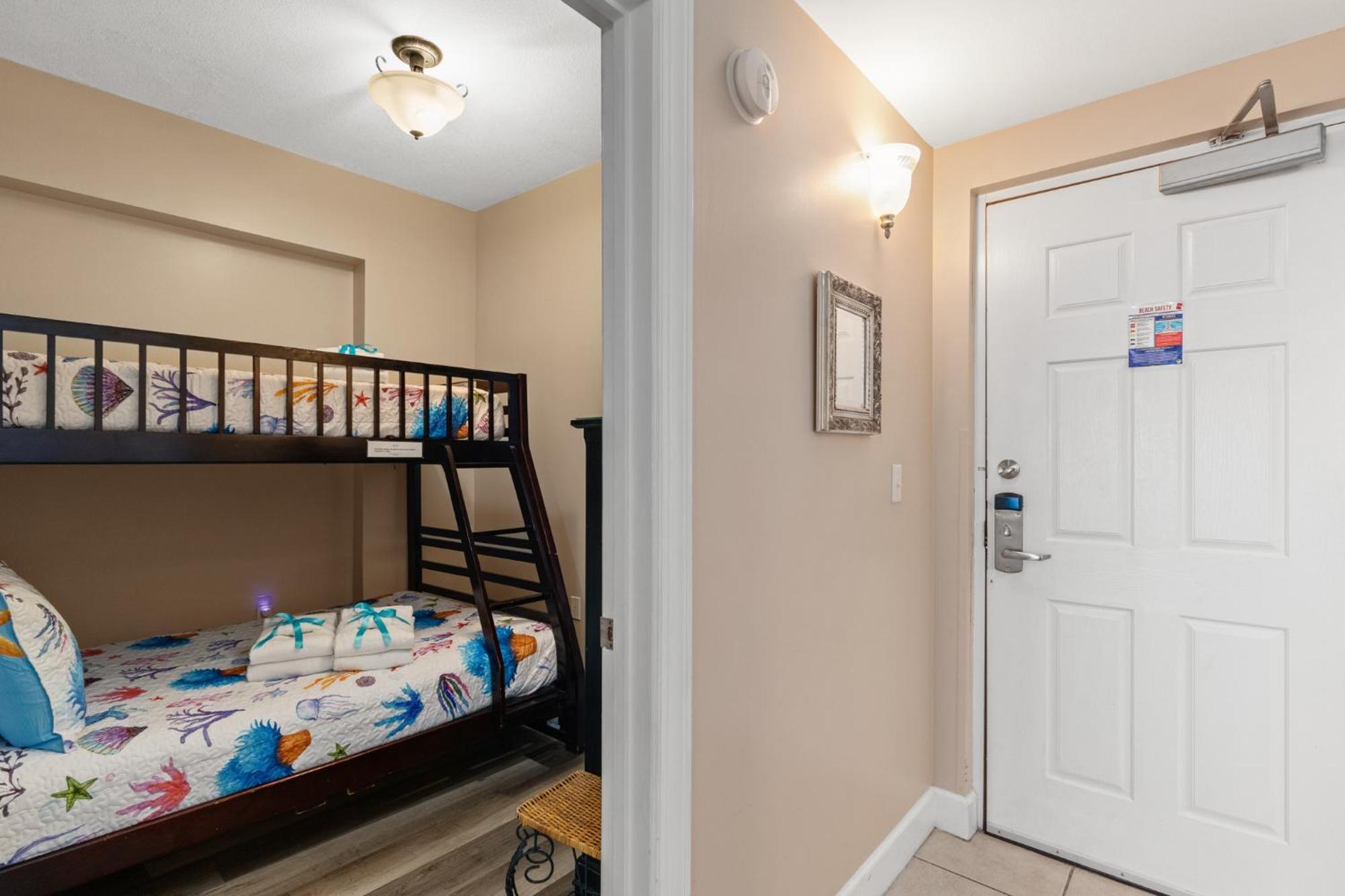 Gulf Front Master Br In Sunrise Beach With Amazing Views! Sleeps 7! Panama City Beach Luaran gambar